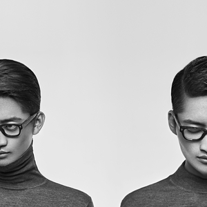 边打电话边做嗯啊呻吟
