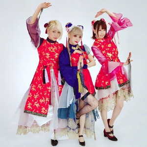 边打电话边做嗯啊呻吟
